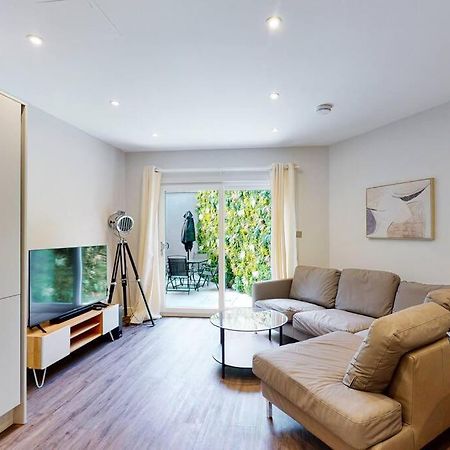 Elegant 2Bed Flat 10Min To Wimbledon Tennis Courts ลอนดอน ภายนอก รูปภาพ
