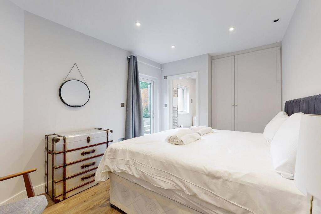Elegant 2Bed Flat 10Min To Wimbledon Tennis Courts ลอนดอน ภายนอก รูปภาพ